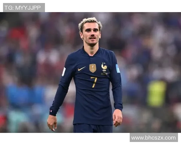 国际现役足球球星风采全景解析各大联赛球员表现及未来前景展望